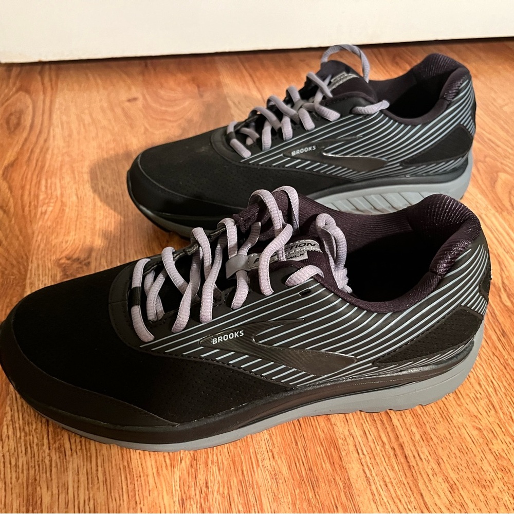 Brooks Black and Gray Addiction Walker Athletic Sneakers - Picture 3 of 5